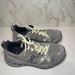 On Running Women's Athletic Shoes in Gray and Cream
